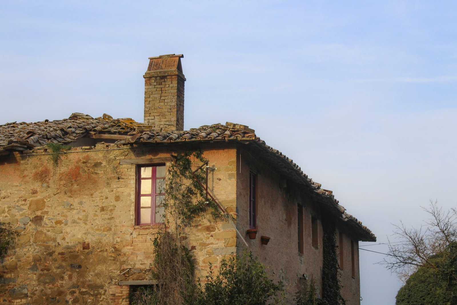 A stone farmhouse near Orvieto at golden hour